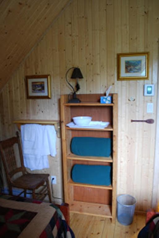 Auberge De La Riviere Matapedia - Matapedia River Lodge Routhierville Room photo
