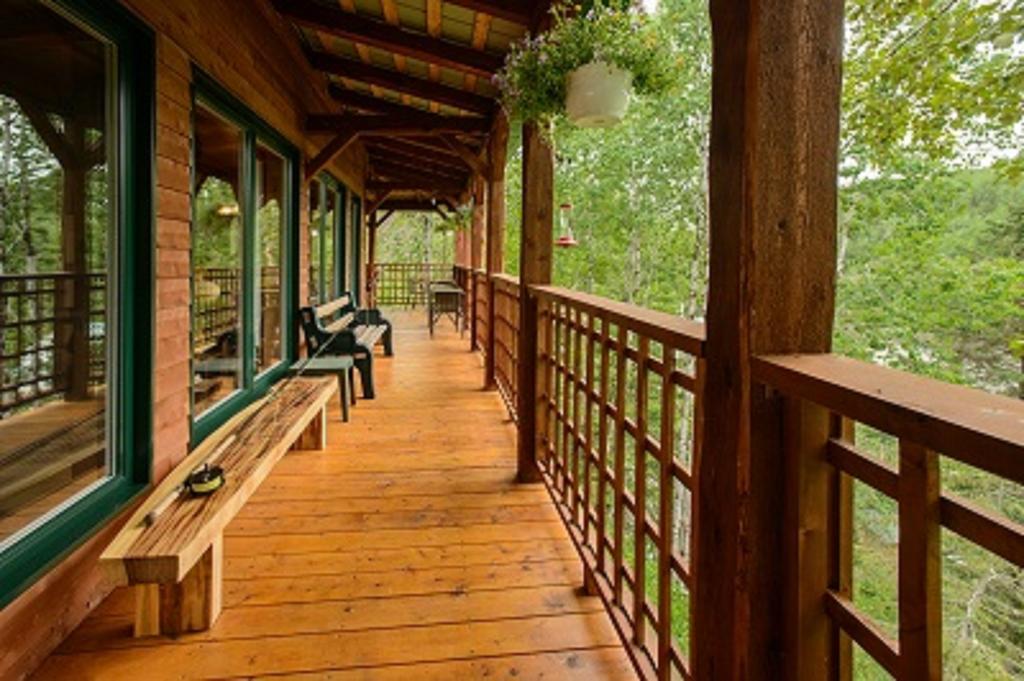 Auberge De La Riviere Matapedia - Matapedia River Lodge Routhierville Exterior photo