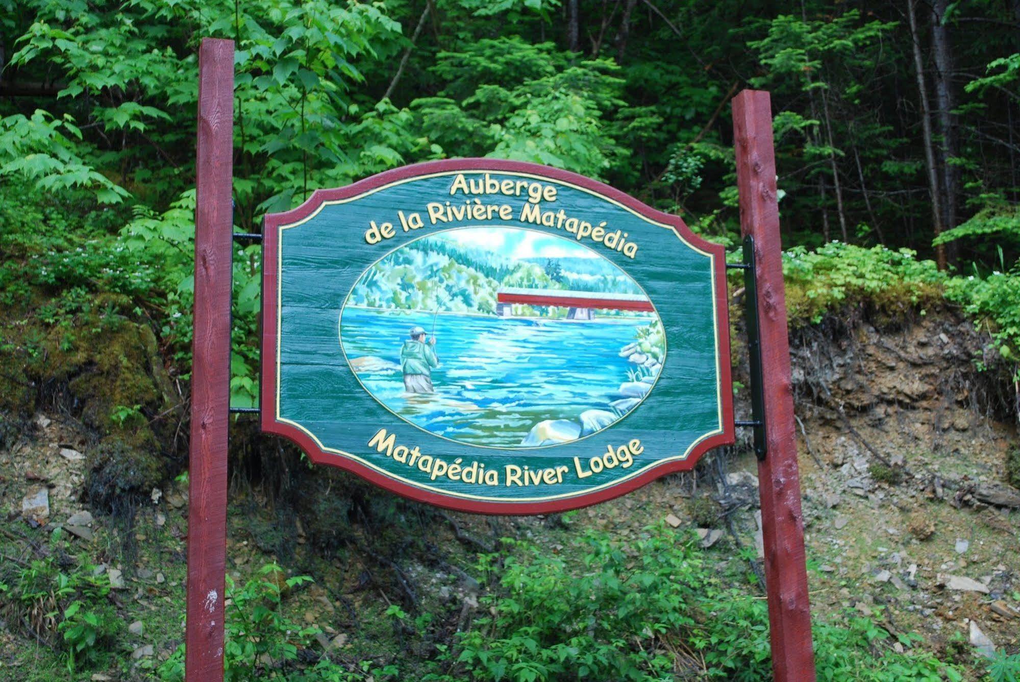 Auberge De La Riviere Matapedia - Matapedia River Lodge Routhierville Exterior photo